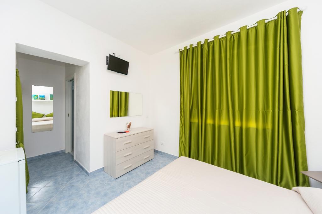 Bed and Breakfast Relais Romildanna Forio  Номер фото