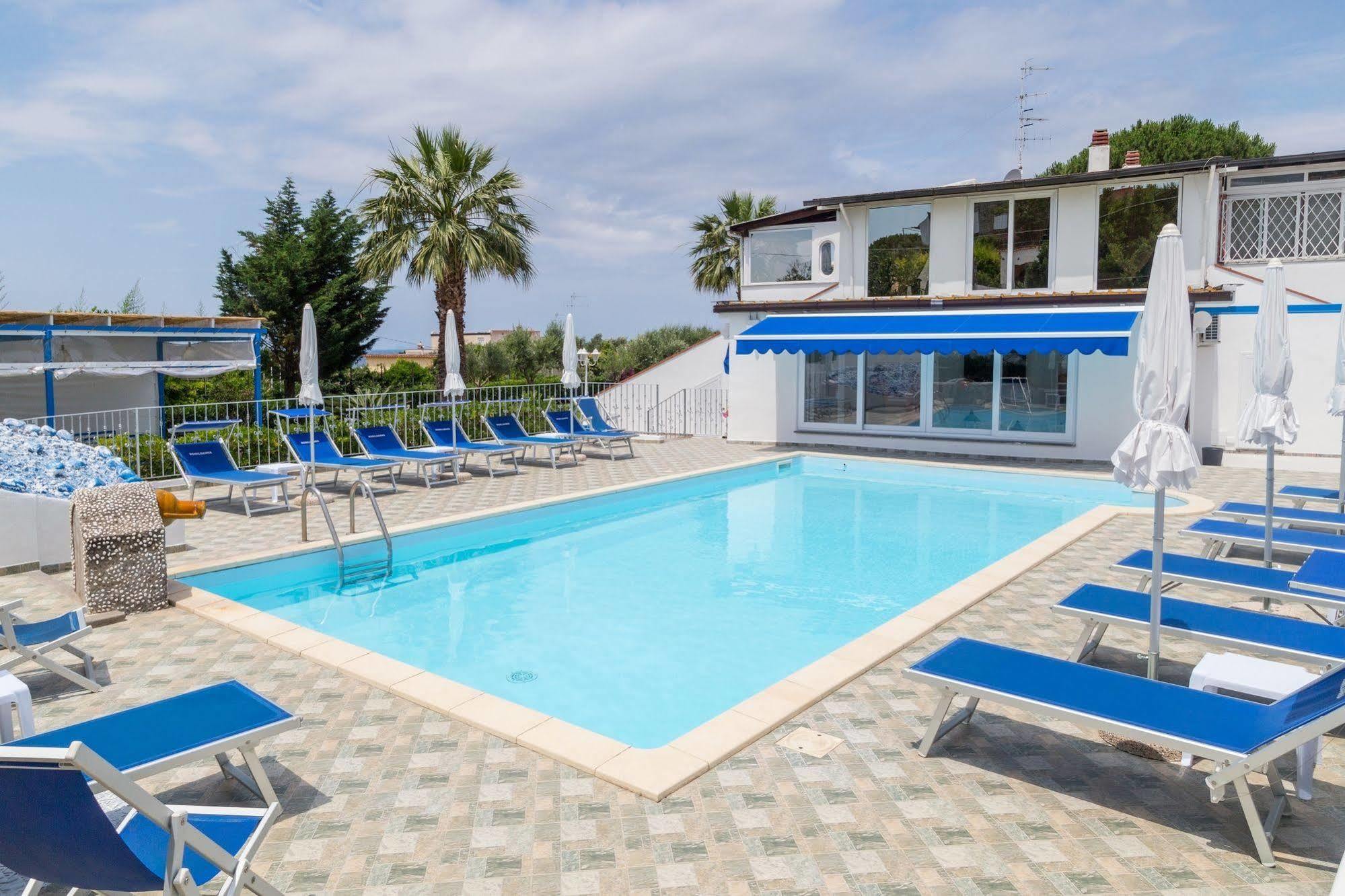 Bed and Breakfast Relais Romildanna Forio  Екстер'єр фото