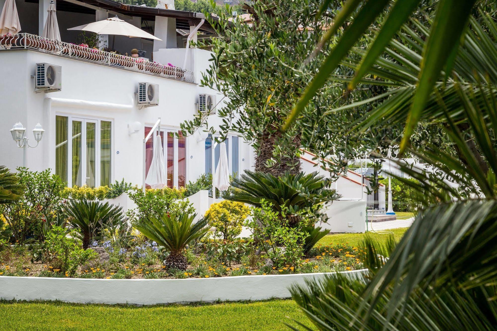 Bed and Breakfast Relais Romildanna Forio  Екстер'єр фото